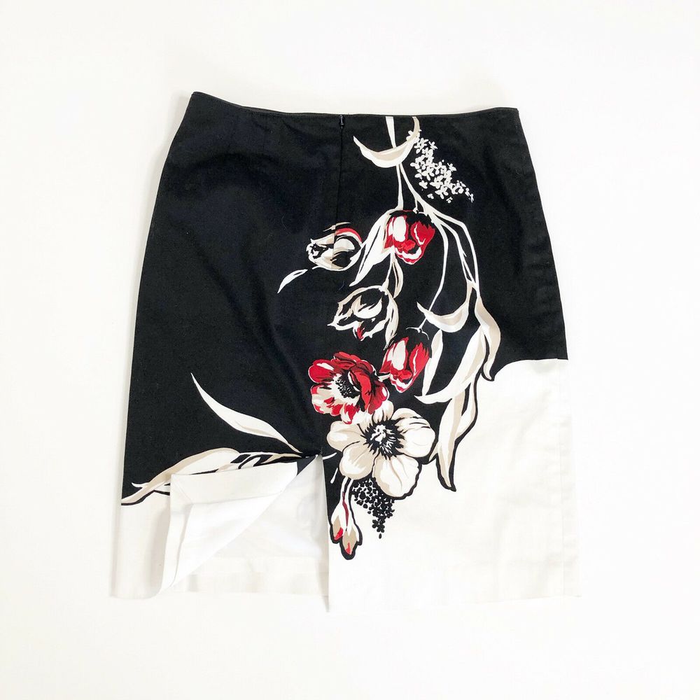 White House Black Market Skirt 8 Floral Career - Picture 3 of 7